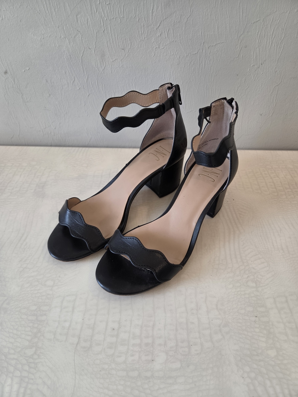 INC Hadwin Black Scalloped Ankle Strap Block Heel Sandals Size 7